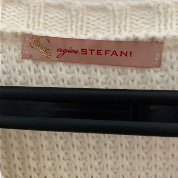 White Sweater - Picture 3 of 4